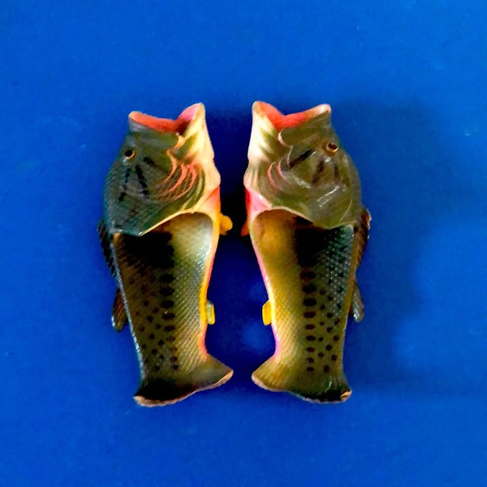 Fish flops - Picture 1 of 2